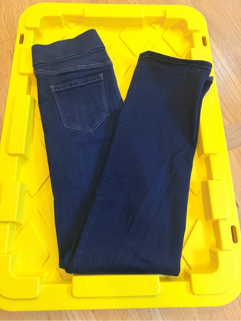 Ladies Size 6/28 "Liverpool" Dark Blue Stretch Jeggings - The Straight Fit GUC